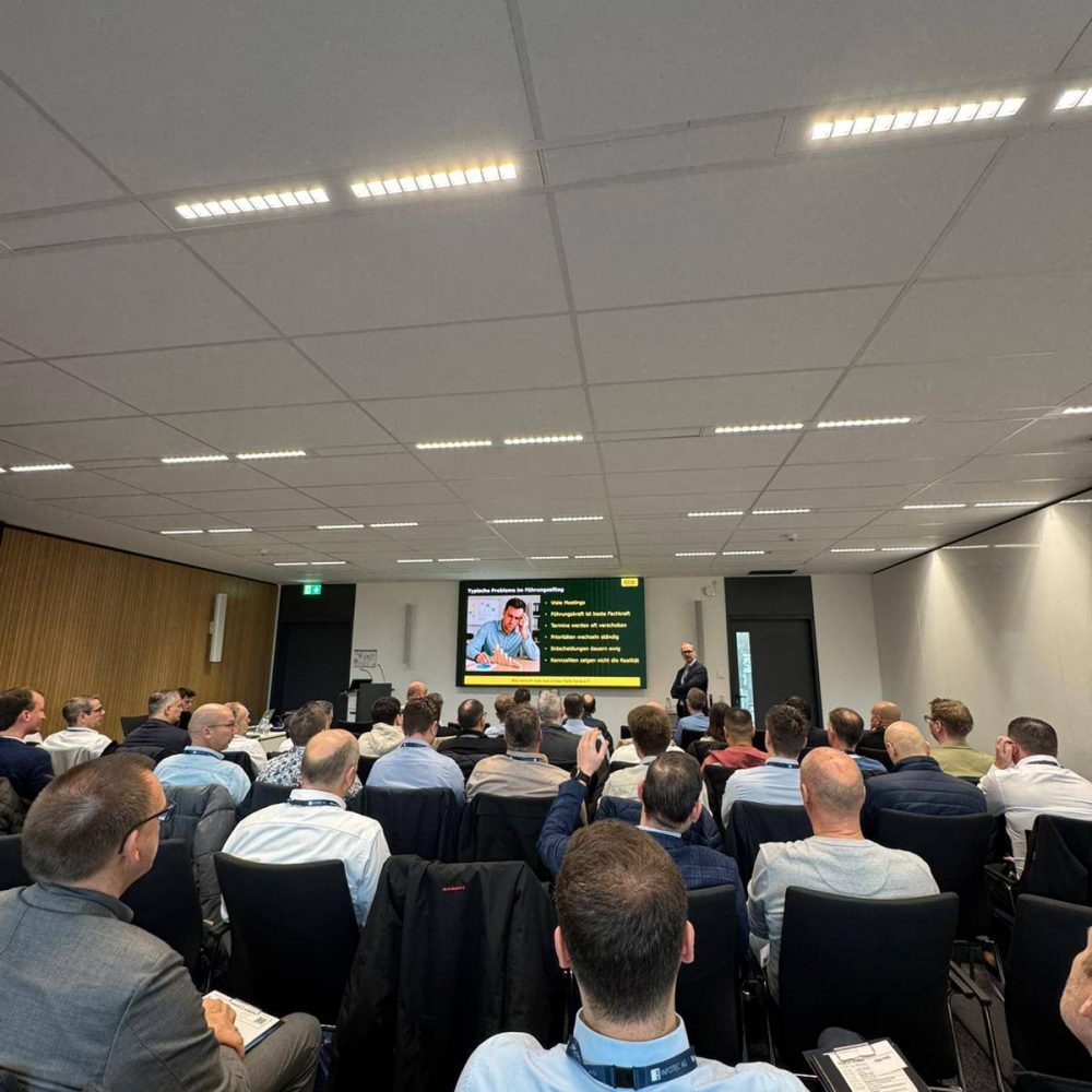 PHOTO-2025-11-25-15-16-07 5